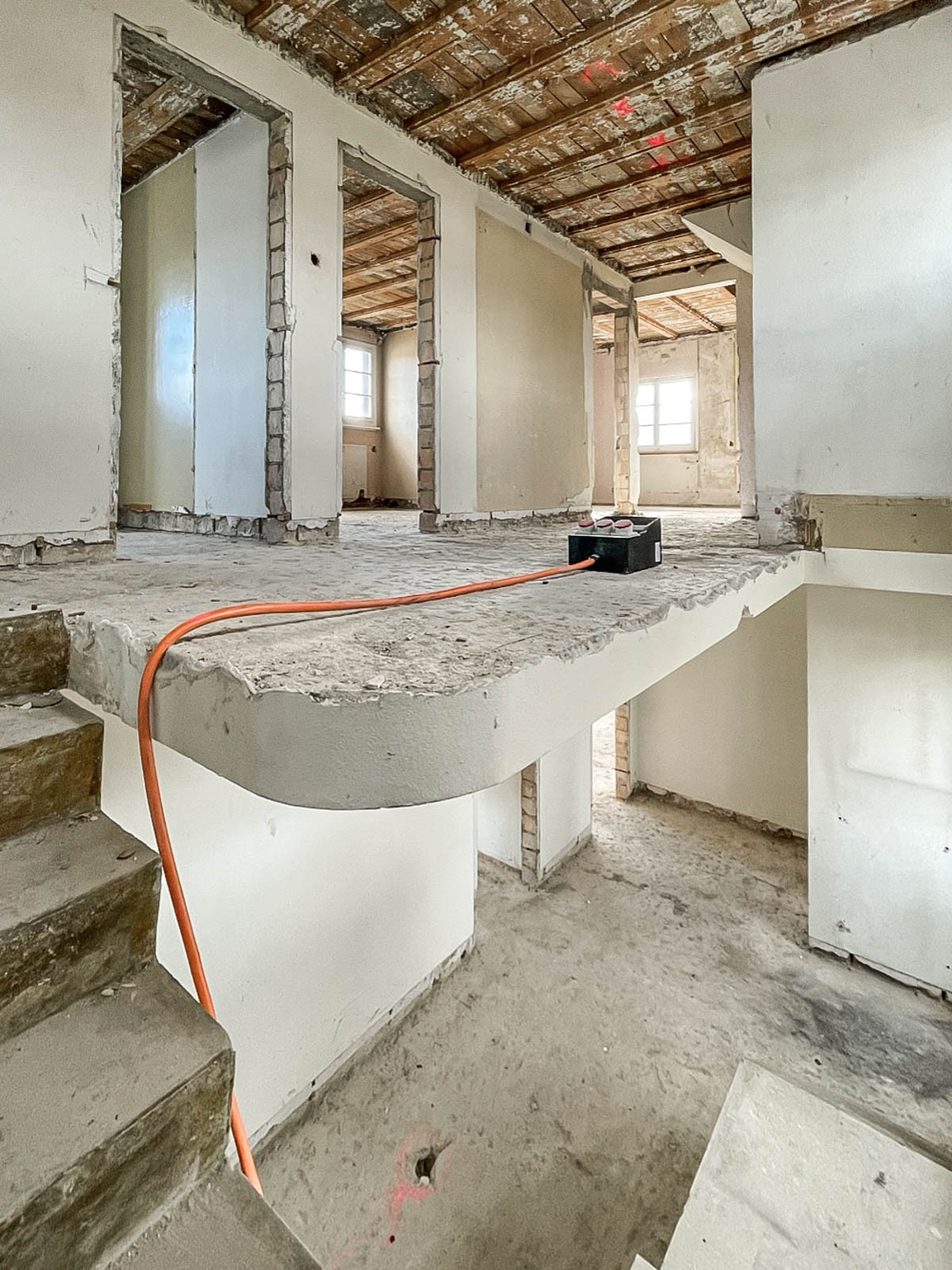 849_02_Bauprozess_Zweifamilienhaus_Burgdorf_WEB__3_.jpg